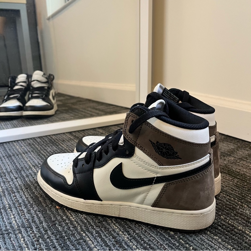authentic nike jordan 1 retro high mochas